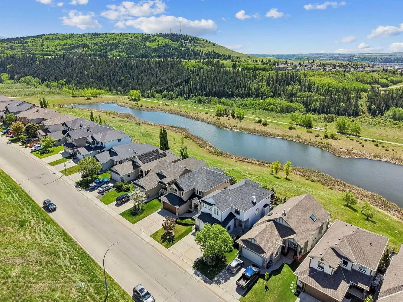 31 Sunset Point , Cochrane – Residential Detached Listing Photo 2