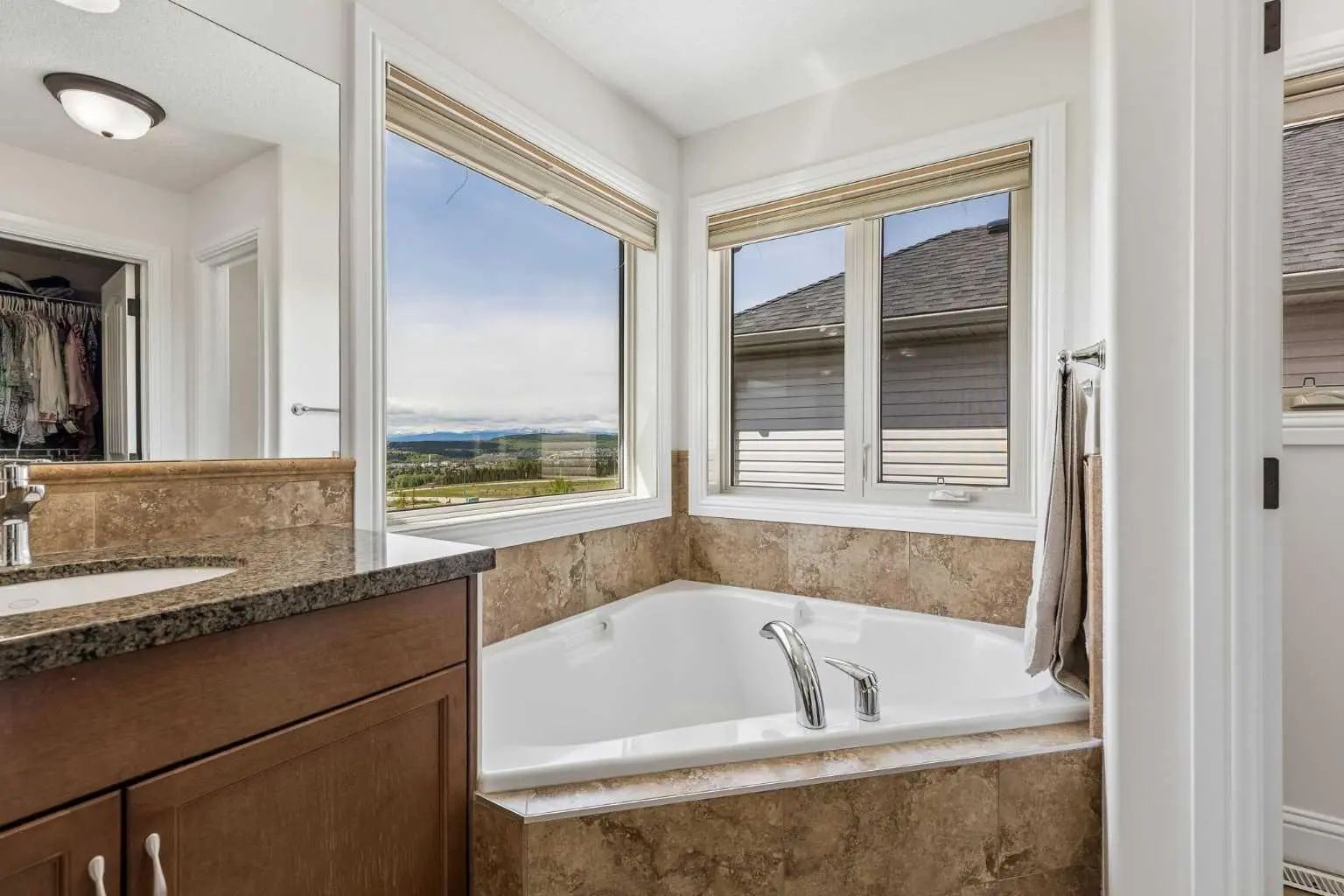 31 Sunset Point , Cochrane – Residential Detached Listing Photo 22