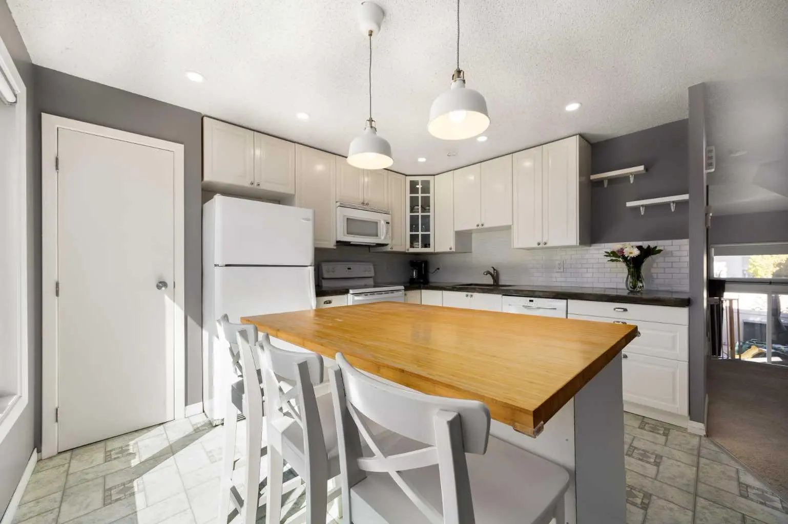 723 Queenston Terrace Southeast, Calgary – Residential Row/Townhouse Listing Photo 10