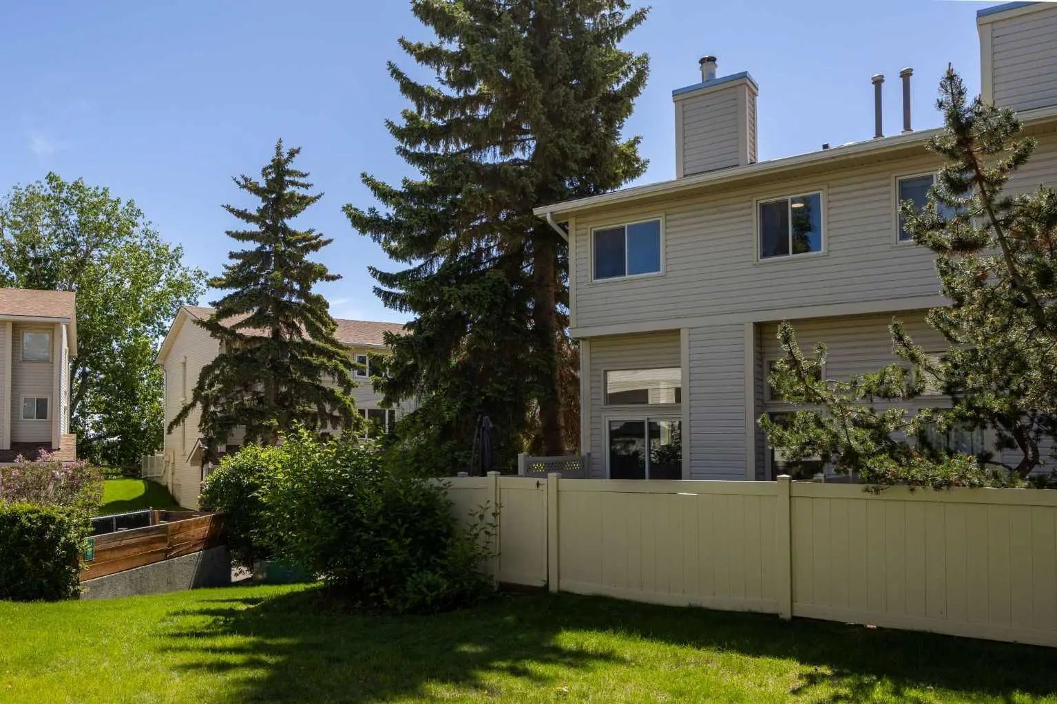 723 Queenston Terrace Southeast, Calgary – Residential Row/Townhouse Listing Photo 27