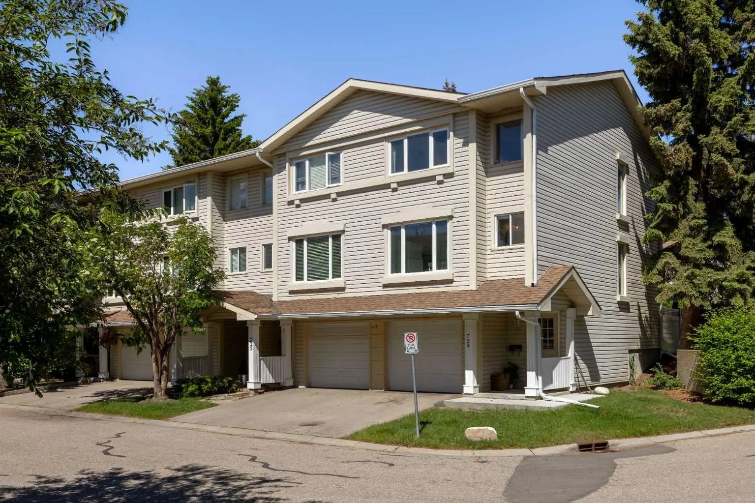 723 Queenston Terrace Southeast, Calgary – Residential Row/Townhouse Listing Photo 36
