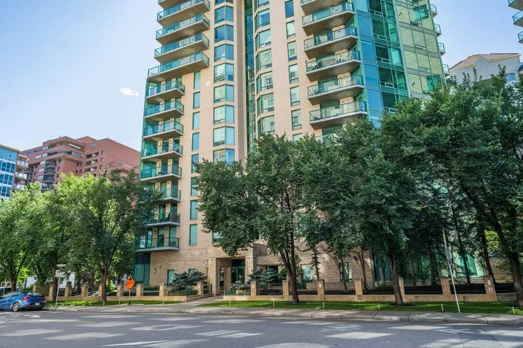 802 801 2 Avenue Sw, Calgary