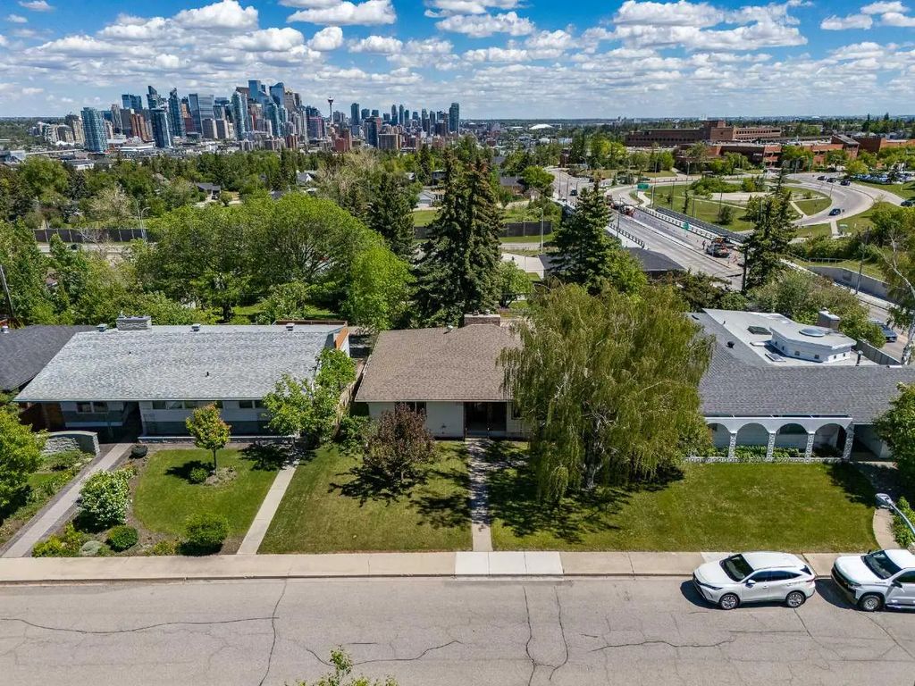 1738 Suffolk Street Sw, Calgary