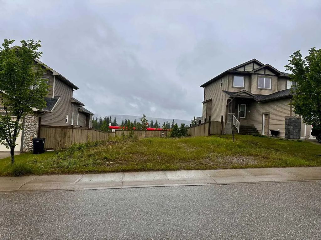 103 Lupin Way , Hinton