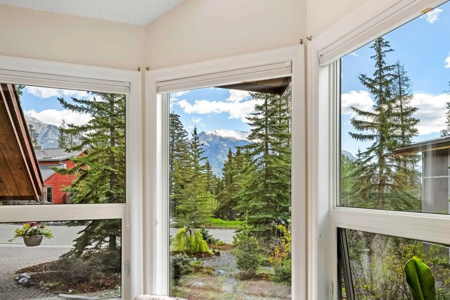 1072 Evergreen  , Canmore – Residential Detached Listing Photo 12