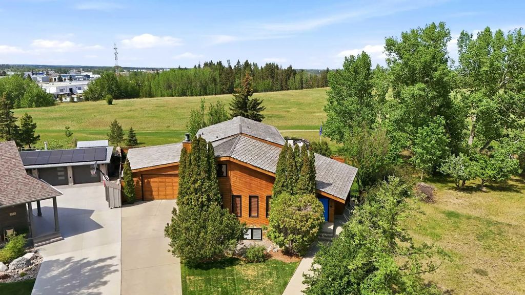 227 Piper Drive , Red Deer