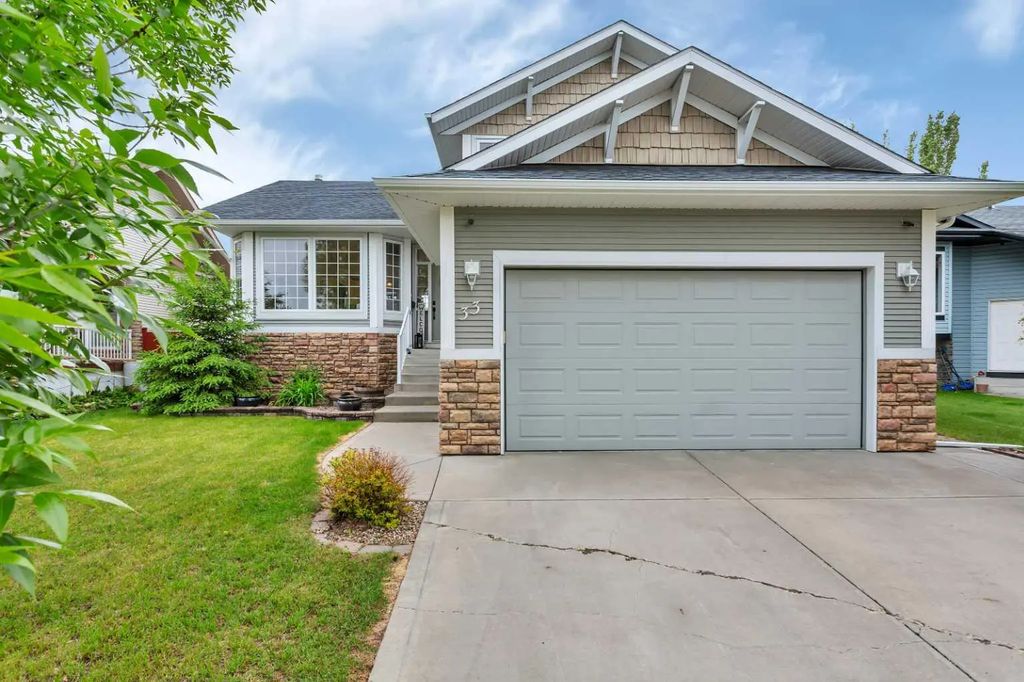 33 Walker Boulevard , Red Deer