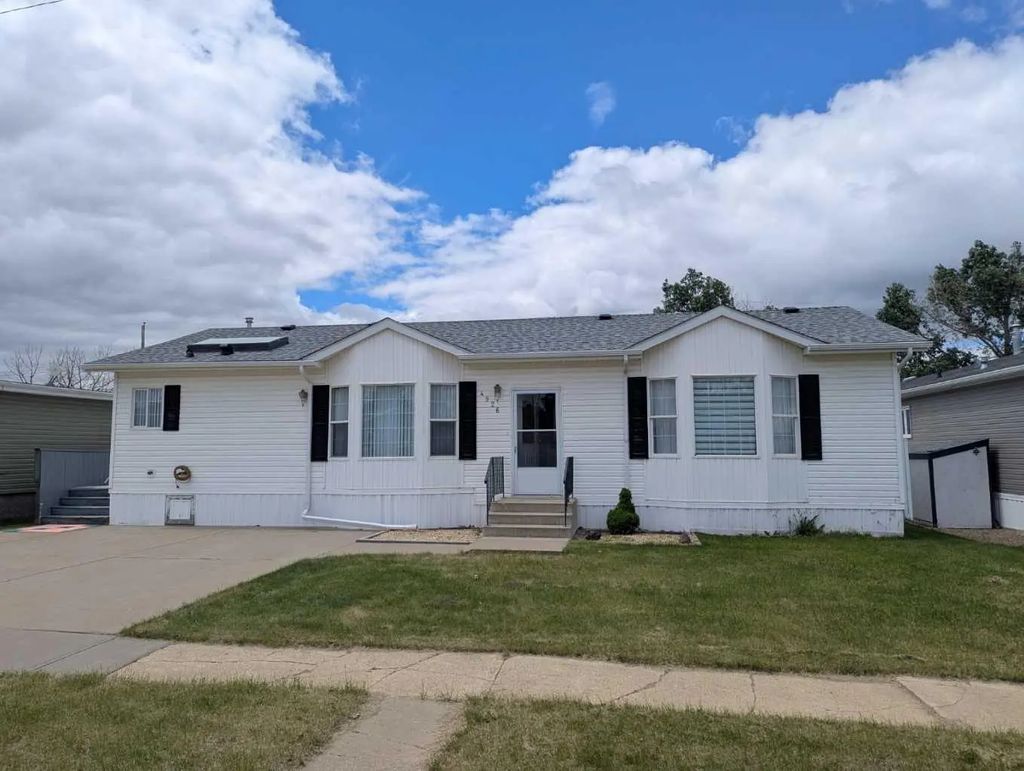 4926 59 Street , Killam