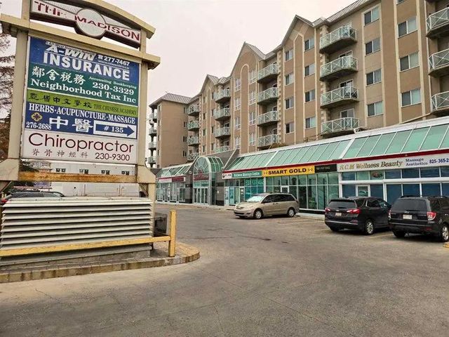 142 1518 Centre Street Ne, Calgary