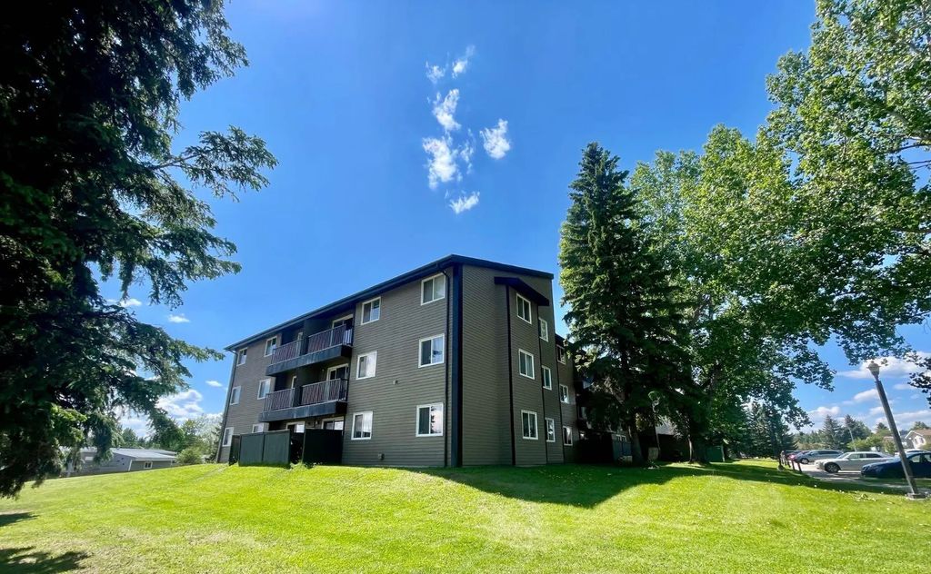 306b 5611 9 Avenue  , Edson