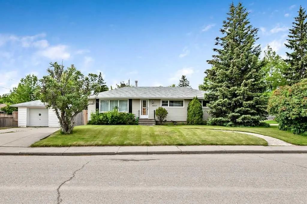 3807 25 Avenue Sw, Calgary