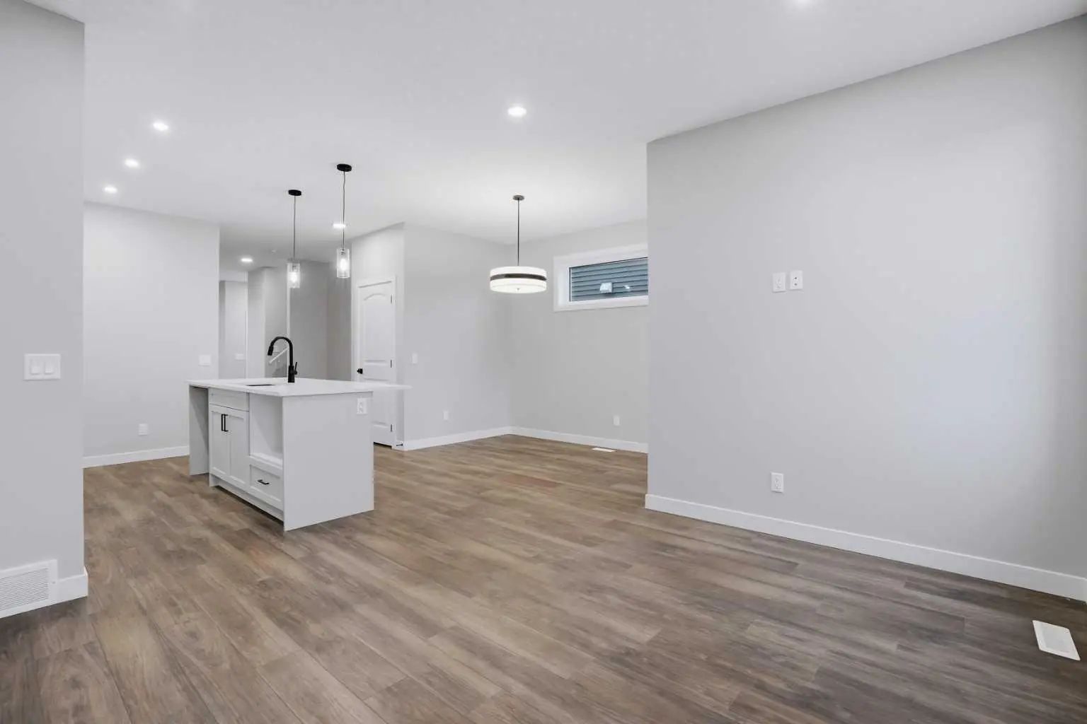 548 Bridgeport Street , Chestermere – Residential Detached Listing Photo 12