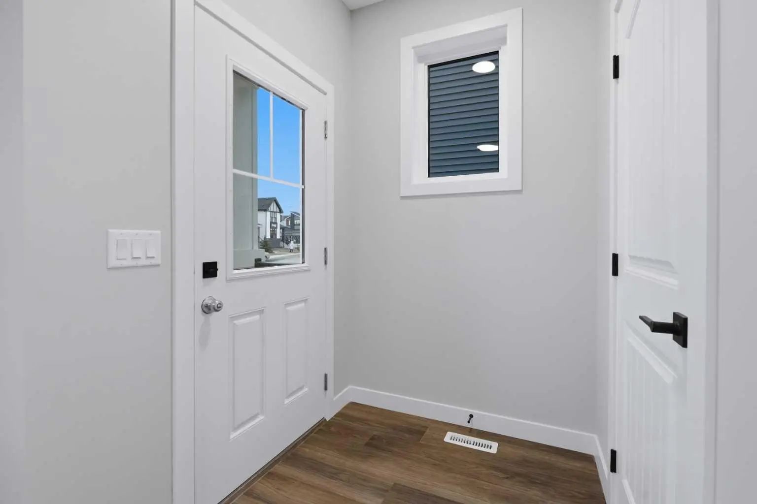 548 Bridgeport Street , Chestermere – Residential Detached Listing Photo 2