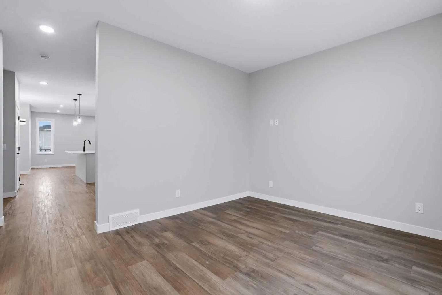 548 Bridgeport Street , Chestermere – Residential Detached Listing Photo 3