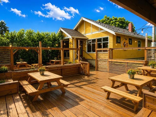 204 7a Street Ne, Calgary