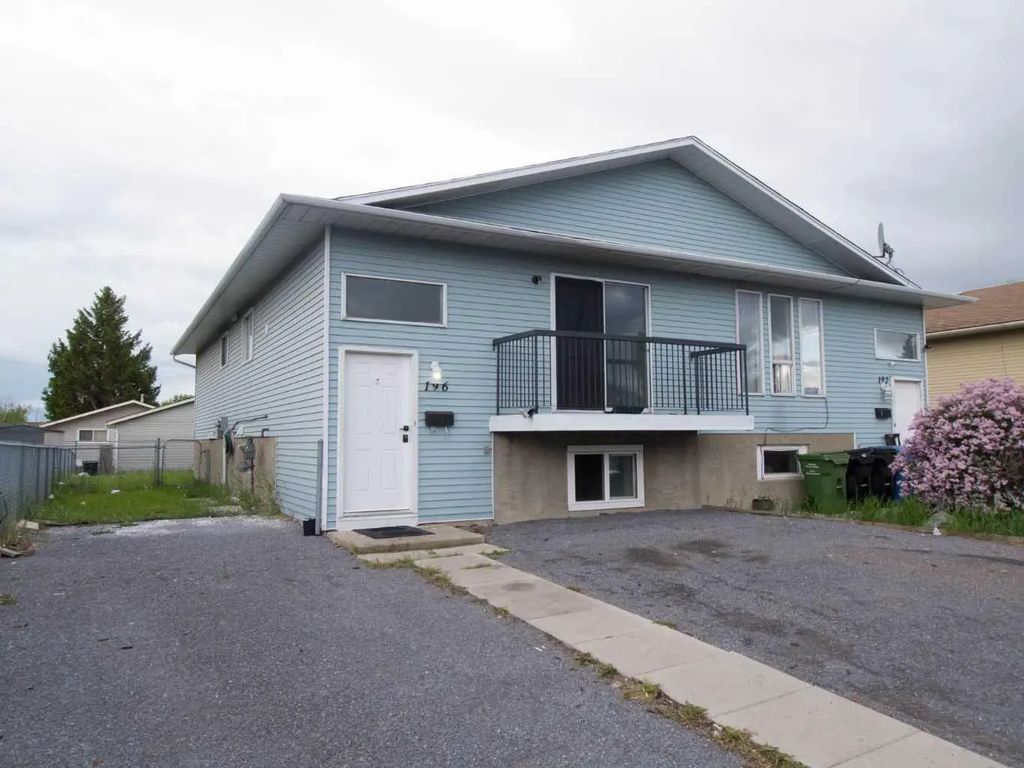 196 Fonda Drive Se, Calgary