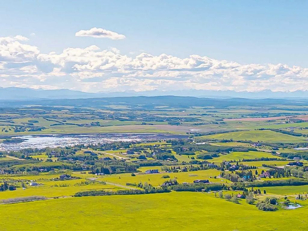198189 64 Street W, Rural Foothills County