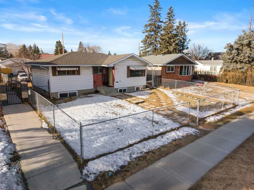 1527 46 Street Se, Calgary