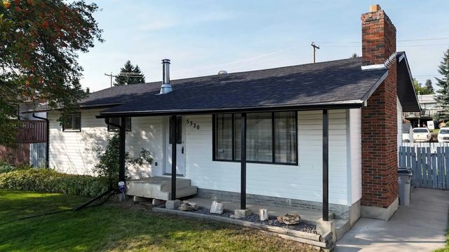 5320 12 Avenue , Edson