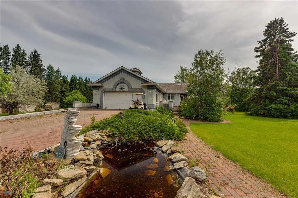 29104 Highway 27  , Rural Mountain View County