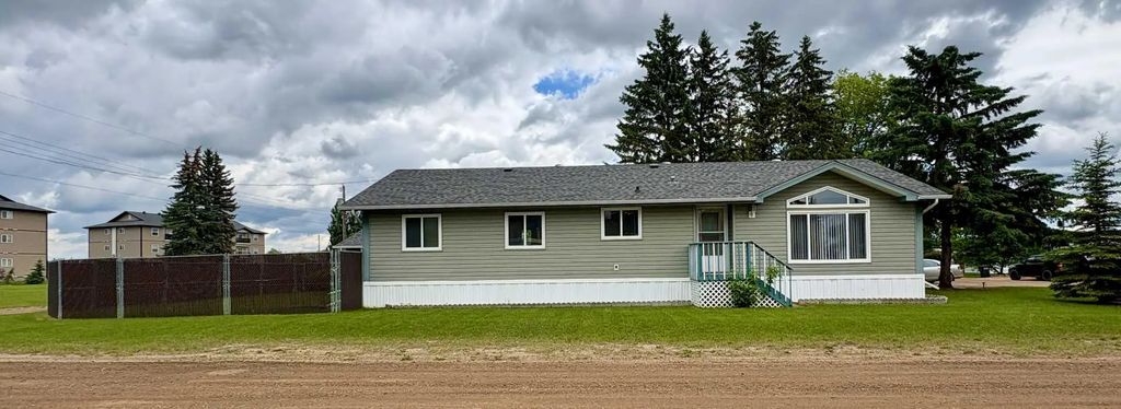 5014 45 Avenue , Vermilion