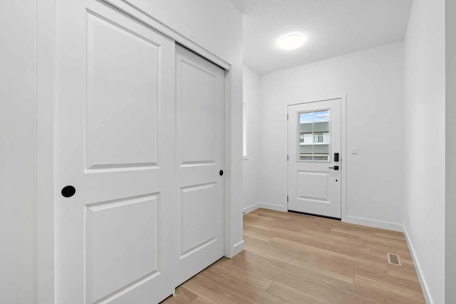 302 Baneberry Way Southwest, Airdrie – Residential Detached Listing Photo 2