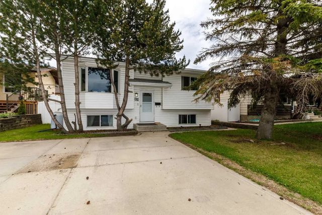 63 Mclevin Crescent , Red Deer