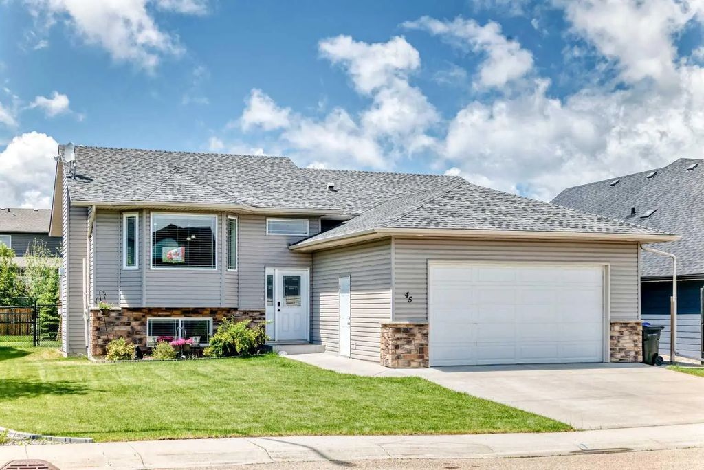 45 Vantage Crescent , Olds