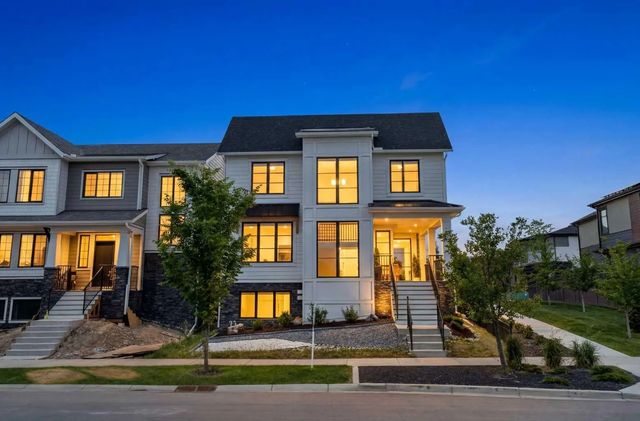 235 Treeline View Sw, Calgary