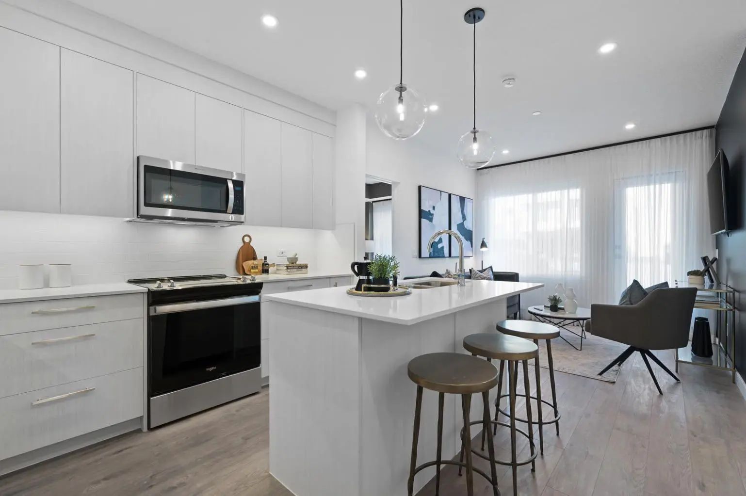 1401 6 Merganser Drive W, Chestermere – Residential Apartment Listing Photo 2