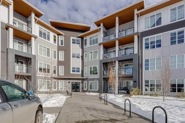 1216 681 Savanna Boulevard Ne, Calgary
