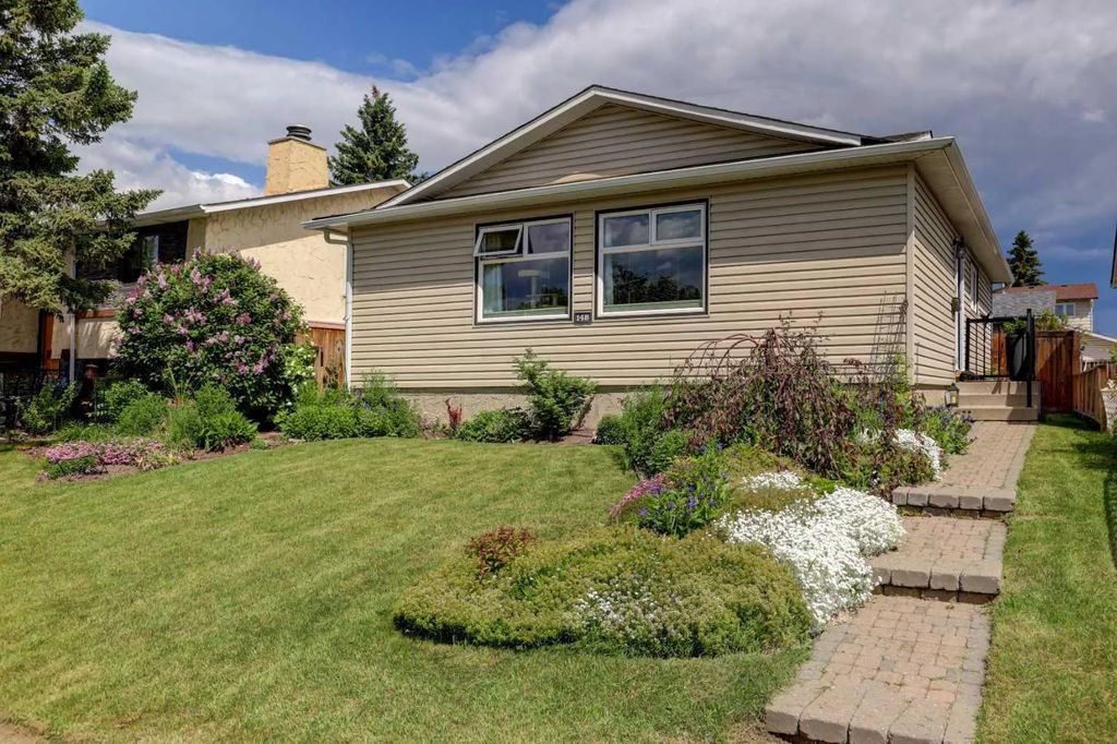 148 Rundlecairn Rise Ne, Calgary