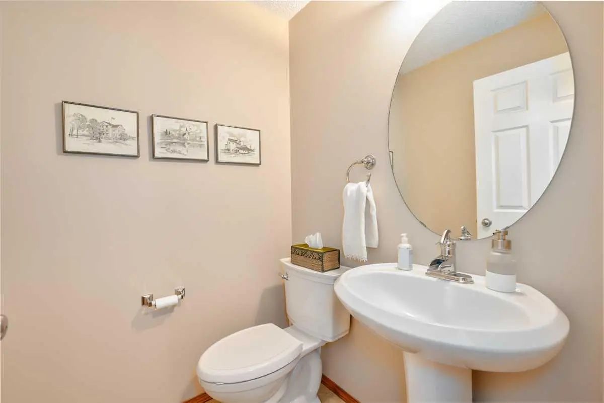 42 Royal Birch Landing Northwest, Calgary – Residential Detached Listing Photo 14