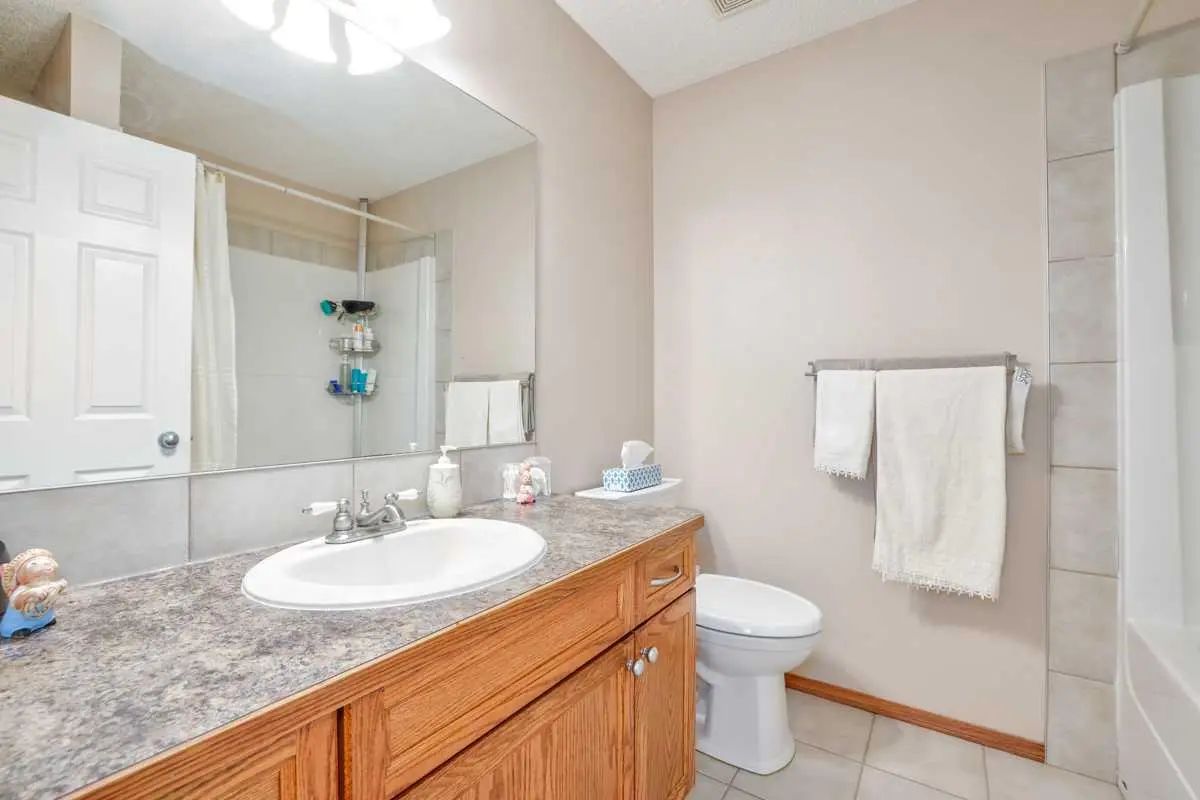 42 Royal Birch Landing Northwest, Calgary – Residential Detached Listing Photo 24