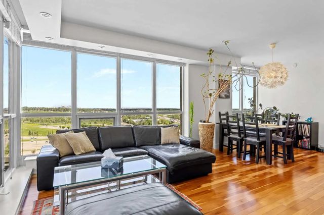 701 10 Shawnee Hill Sw, Calgary
