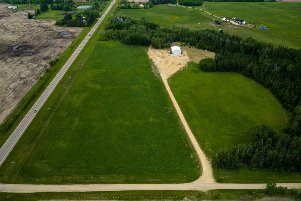 671059 Highway 813  , Rural Athabasca County