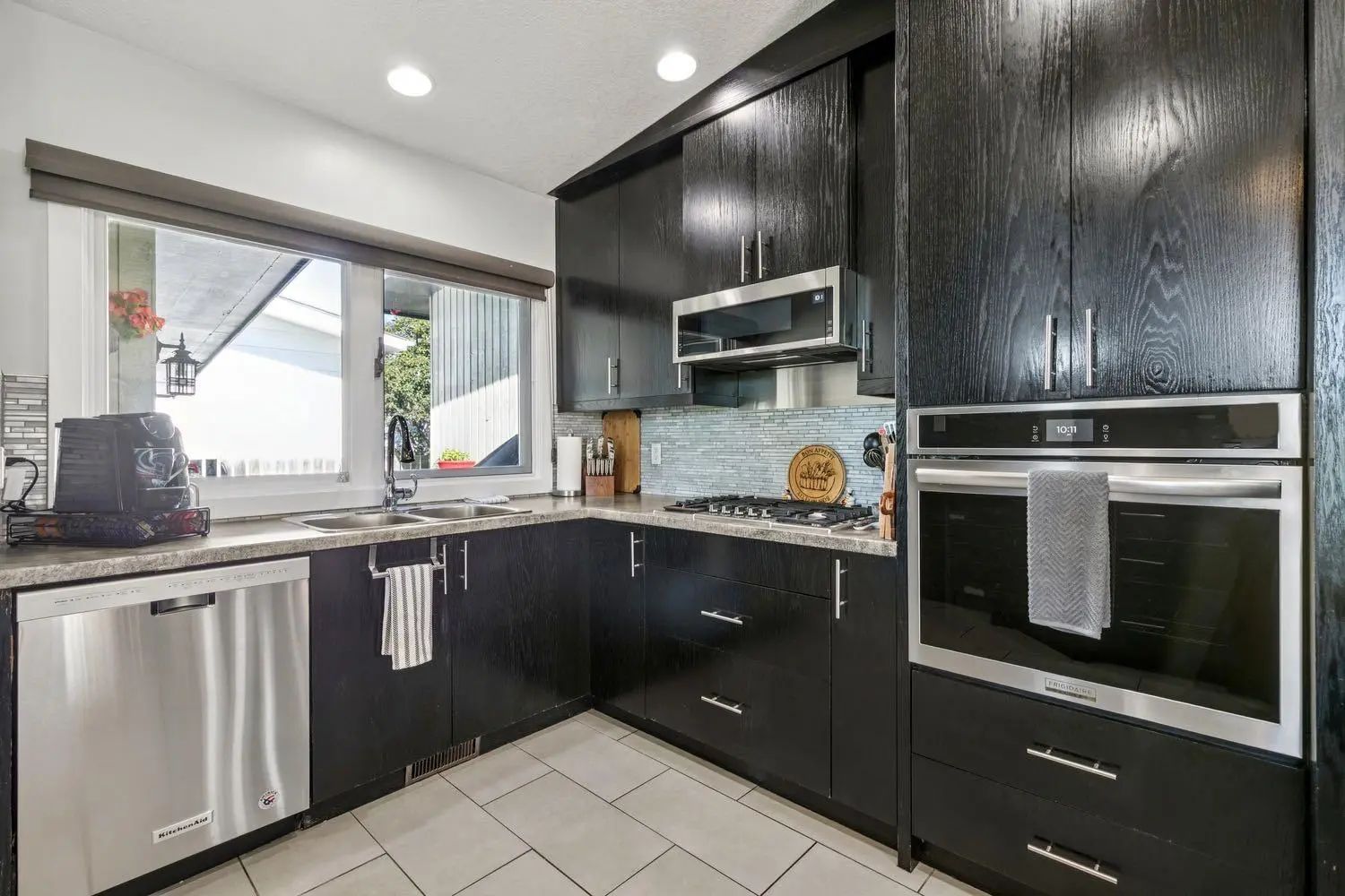 724 Willacy Drive Southeast, Calgary – Residential Detached Listing Photo 11