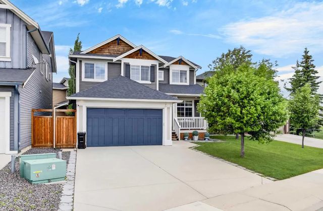2029 Luxstone Boulevard Sw, Airdrie