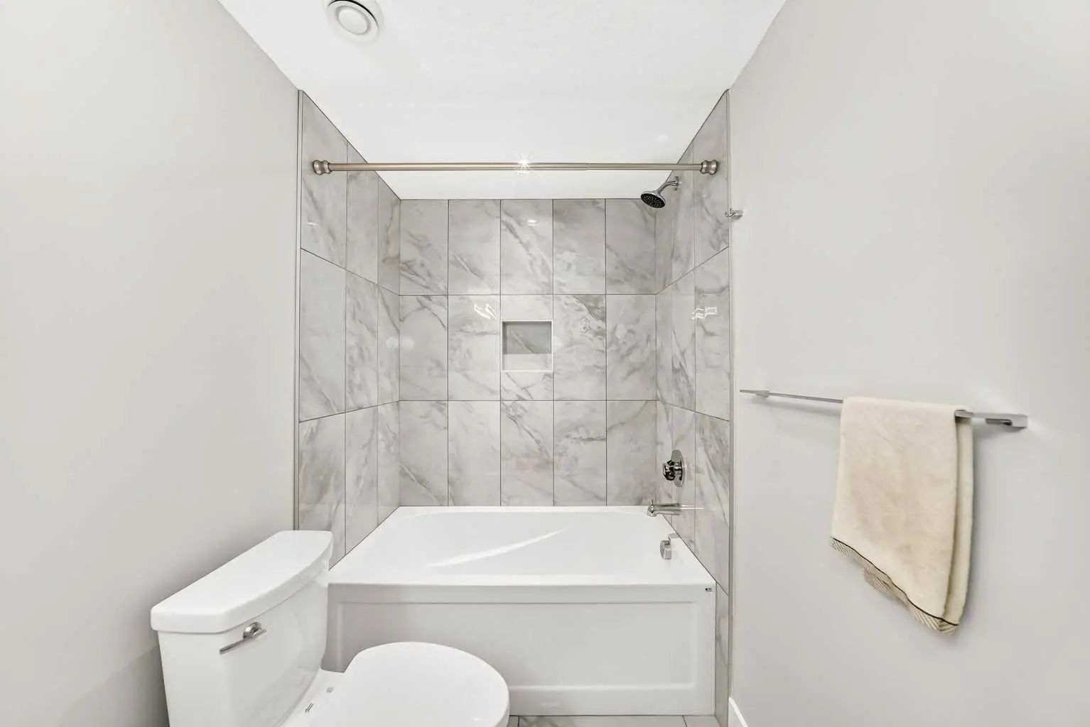 3014 Cochrane Road Northwest, Calgary – Residential Semi Detached (Half Duplex) Listing Photo 42