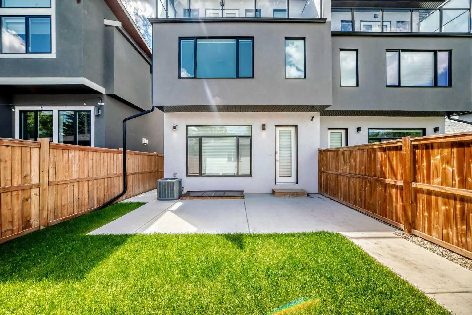 3014 Cochrane Road Northwest, Calgary – Residential Semi Detached (Half Duplex) Listing Photo 44