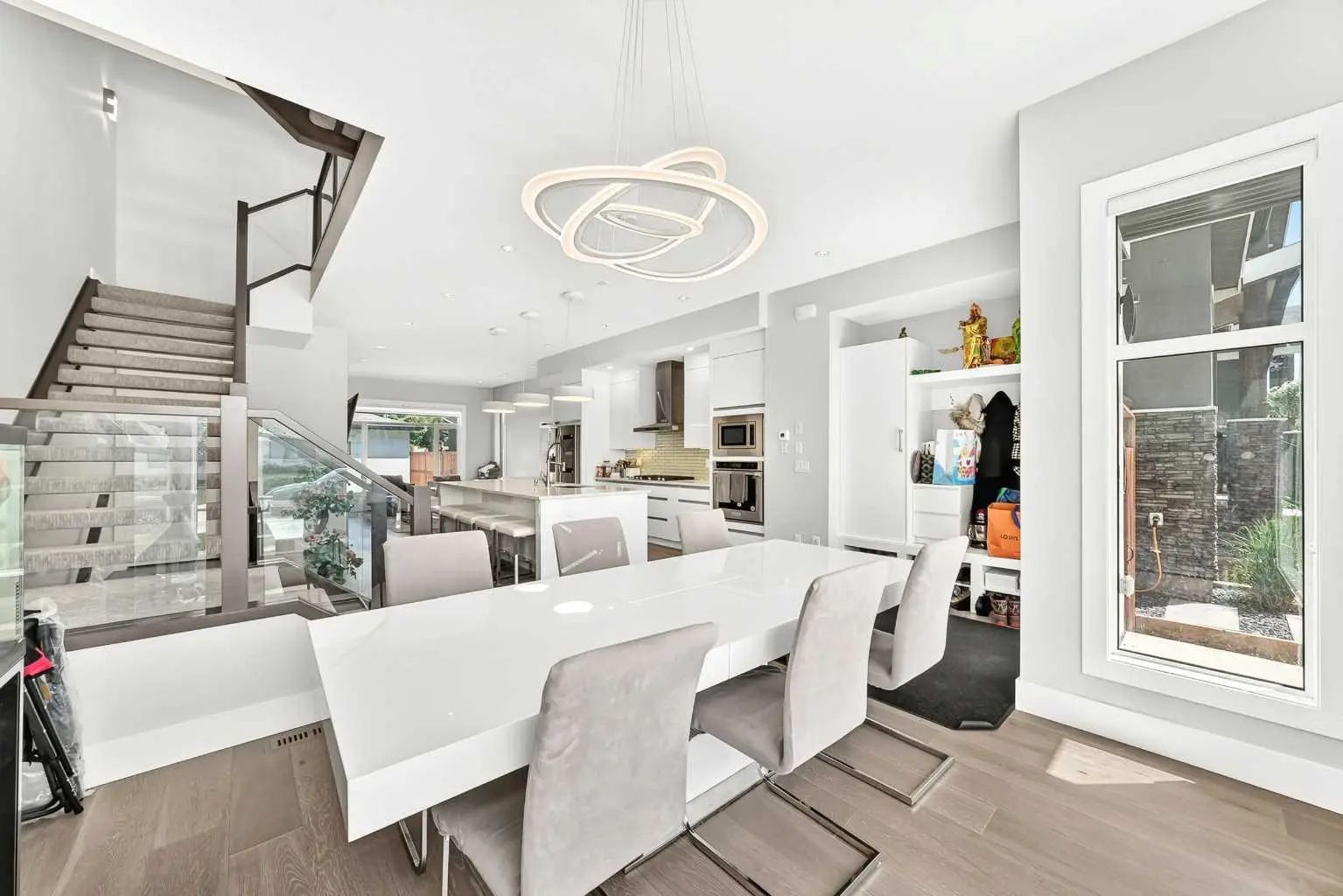 3014 Cochrane Road Northwest, Calgary – Residential Semi Detached (Half Duplex) Listing Photo 9