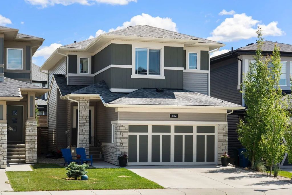 642 Kingsmere Way Se, Airdrie