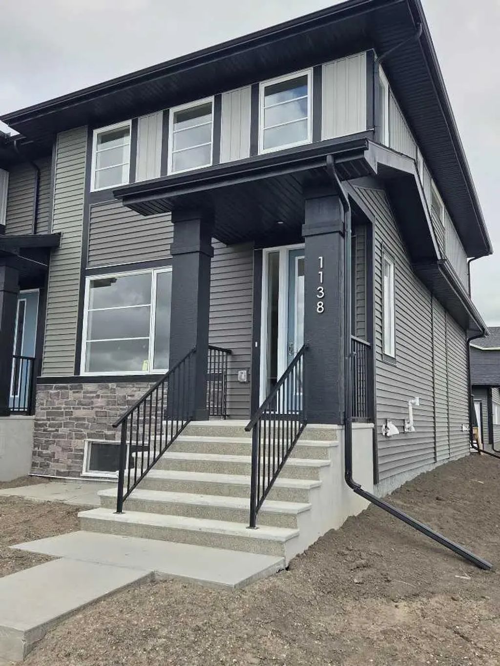 1138 Cobblestone Boulevard Sw, Airdrie