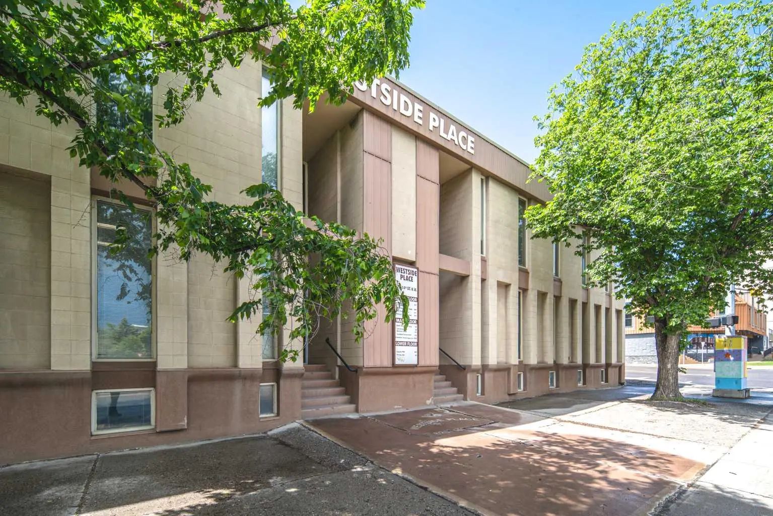 625 14 Street Northwest, Calgary – Commercial Office Listing Photo 3