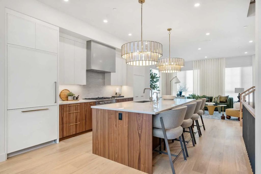 3c 44 Greenwich Heath Nw, Calgary
