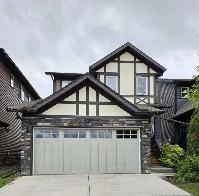 1346 Kings Heights Way Se, Airdrie