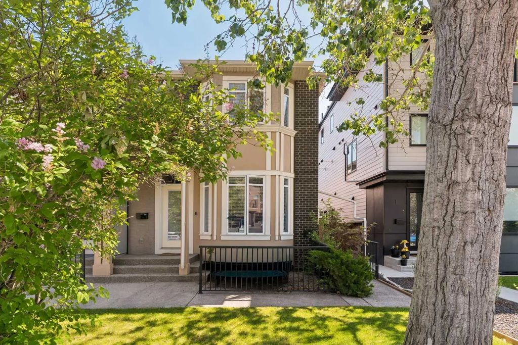 2 1932 35 Street Sw, Calgary