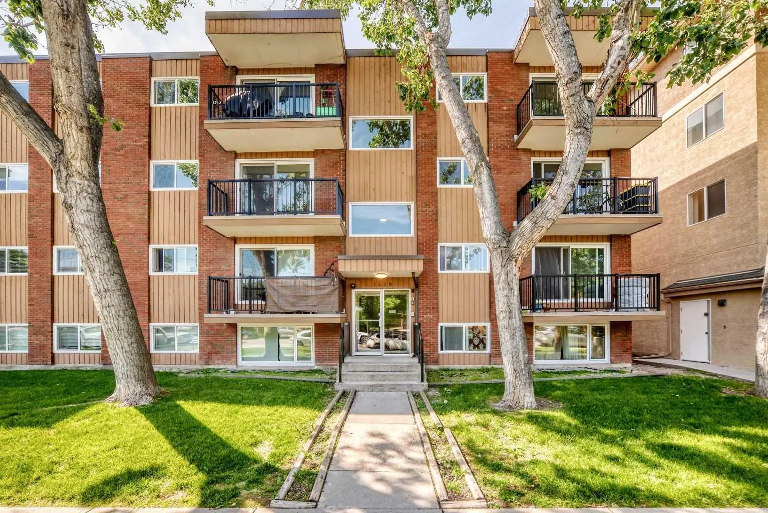 303 1829 11 Avenue Southwest, Calgary – Residential Apartment Listing Photo 2