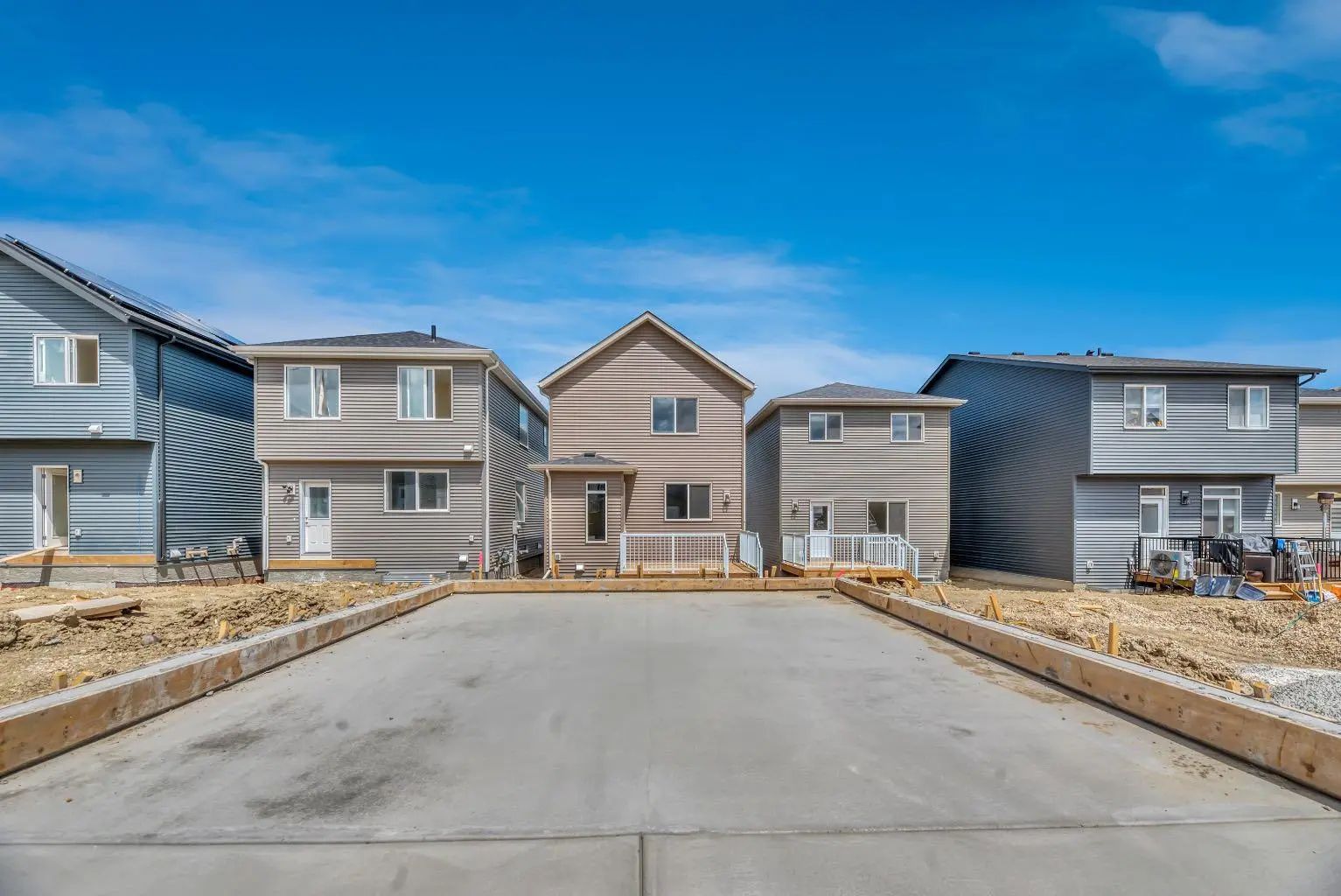 292 Marmot Grove Nw Calgary Alberta T3R 2B5 Glacier Ridge Home For Sale