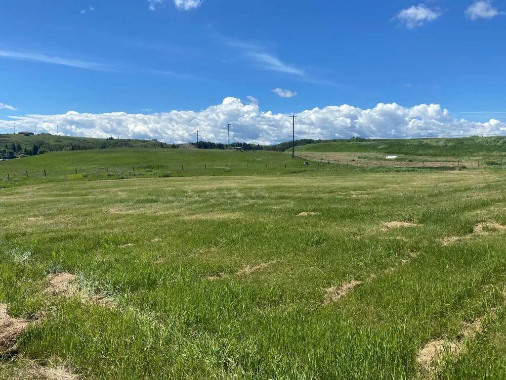 1040 Beaver Drive  , Pincher Creek